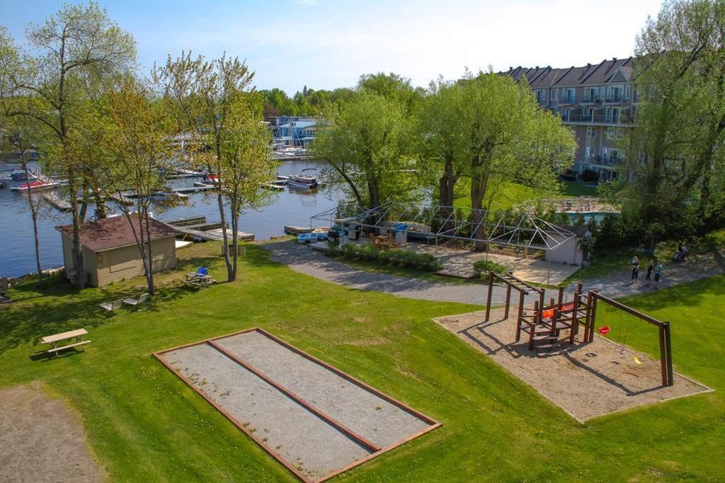 O'Berge Du Village C304 - Bord De L'Eau Magog Exterior foto